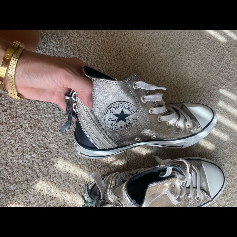 🎉 HP 🎉 Converse Limited series hightops